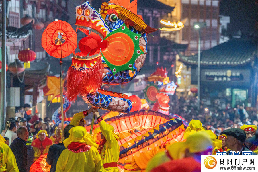 贵州大方：古镇舞龙迎元宵(图7)