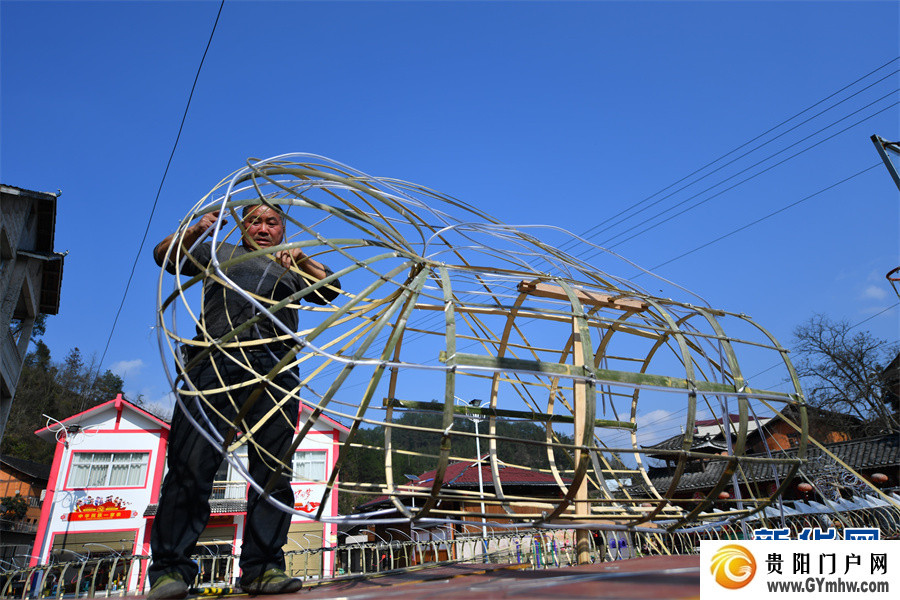 贵州台江：扎龙闹元宵(图6)