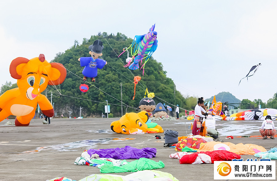 2024年贵阳白云国际风筝会暨全国风筝邀请赛举行(图11)