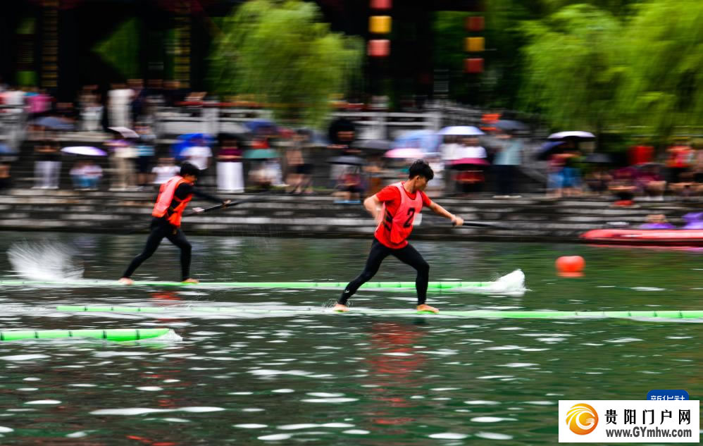 “一苇渡江”赛古城(图2)