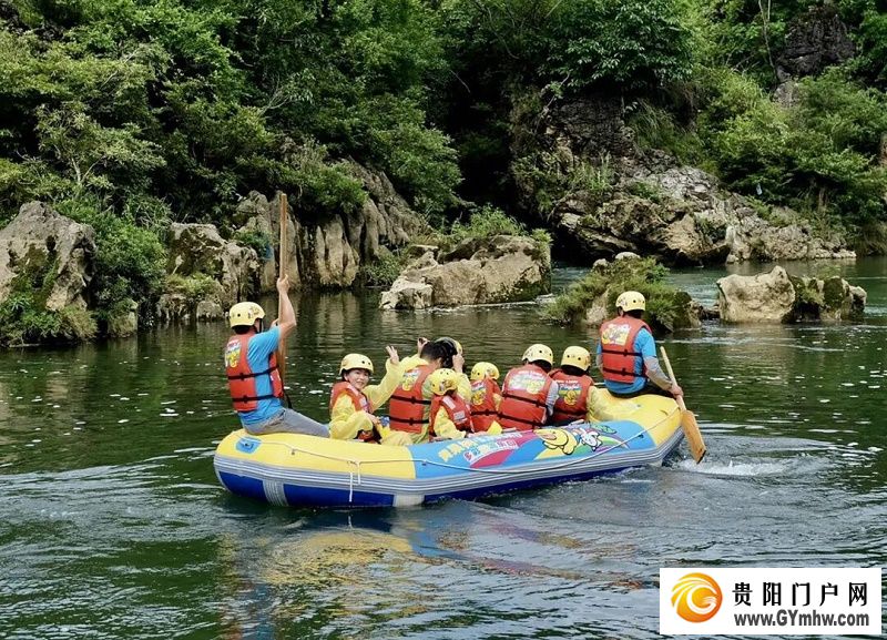 “500万+”成常态！ 黄果树景区游客量三年连增(图4)